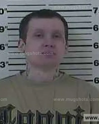 Booking photo of DUSTIN GARLAND, Carter County, Sep 13, 2013