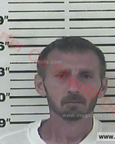 Booking photo of Travis Belcher, Carter County, Sep 26, 2016