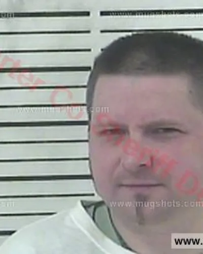 Booking photo of Ryan Oliver, Carter County, May 14, 2018