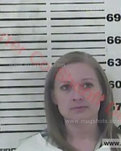 Booking photo of Lorie Kay Hayes-Mclaughlin, Carter County, Jun 16, 2018