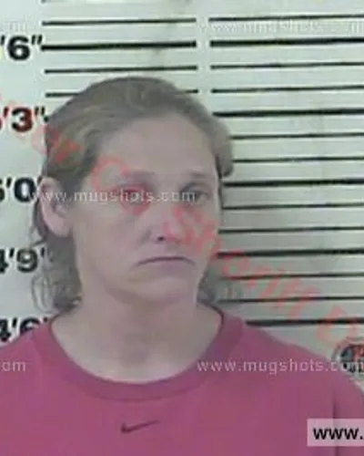 Booking photo of April Metcalf, Carter County, Dec 4, 2015