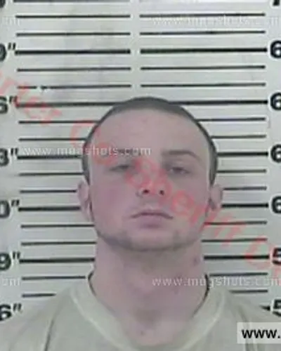 Booking photo of Dylan Edward Davis, Carter County, Feb 27, 2018