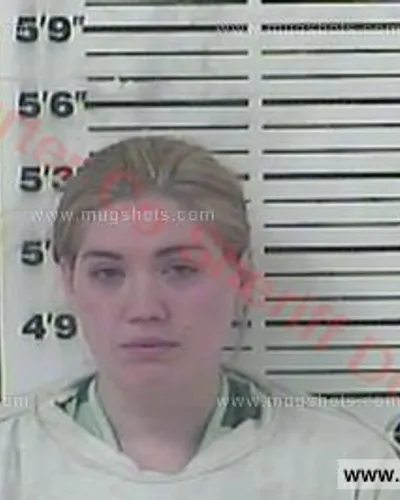 Booking photo of Shelby Lynn Salley, Carter County, Apr 26, 2018