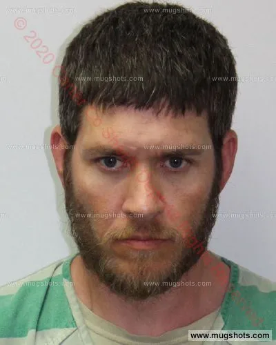 Booking photo of Stacey Guinn, Carter County, Jun 15, 2020