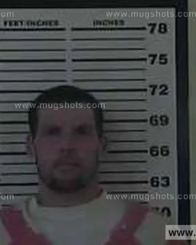 Booking photo of Noah Benjamin Lowe, Carter County, Sep 25, 2014