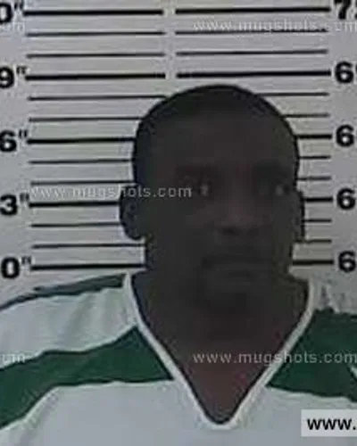 Booking photo of Lorenzo Pierce, Carter County, Nov 26, 2013