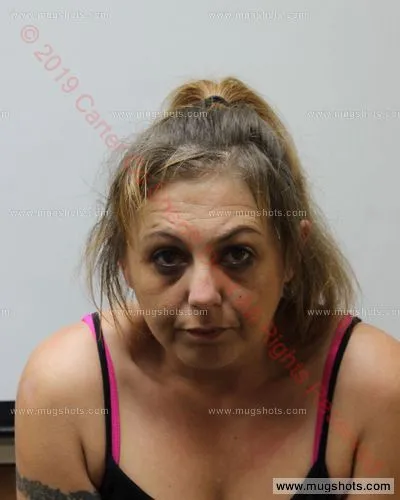 Booking photo of Sarah Metcalf, Carter County, Apr 16, 2019
