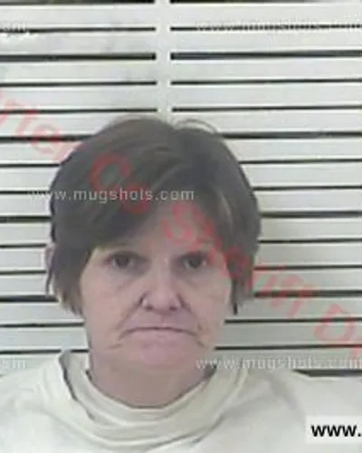 Booking photo of Lisa Joyce Bishop, Carter County, Jan 7, 2017