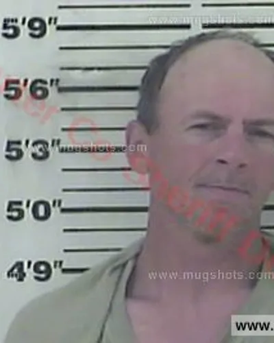 Booking photo of Bobby Micheal Williams, Carter County, Jun 3, 2017