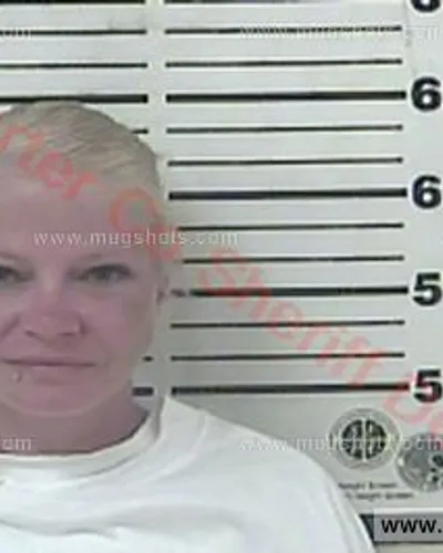 Booking photo of Nicole Renee Edwards, Carter County, Oct 6, 2017