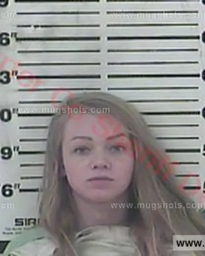 Booking photo of Lauren Taylor Collins, Carter County, Apr 4, 2018