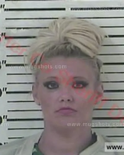 Booking photo of Tiffany Brooke Grindstaff, Carter County, Jul 5, 2017