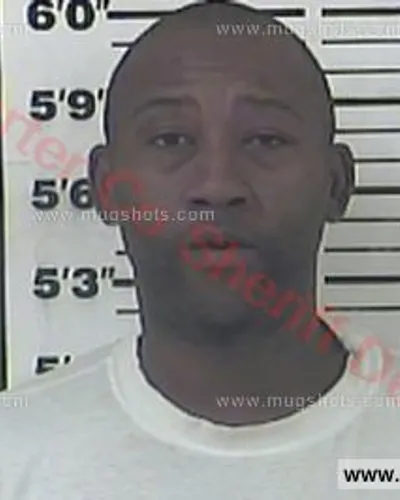 Booking photo of Desmond Montieze Johnson, Carter County, Nov 20, 2017