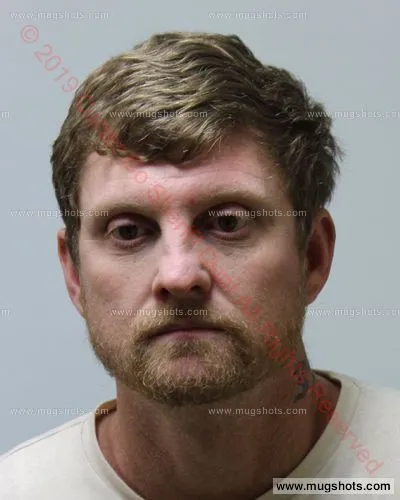 Booking photo of Jessie Hollis, Carter County, Apr 22, 2019