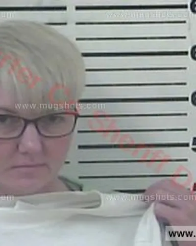 Booking photo of Shannon Nicole Emmert, Carter County, Feb 3, 2018