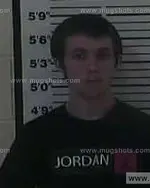 Booking photo of Tyler Nathaniel Edwards, Carter County, Apr 30, 2014