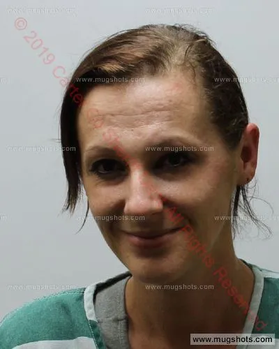 Booking photo of Michelle Cross, Carter County, Sep 28, 2019