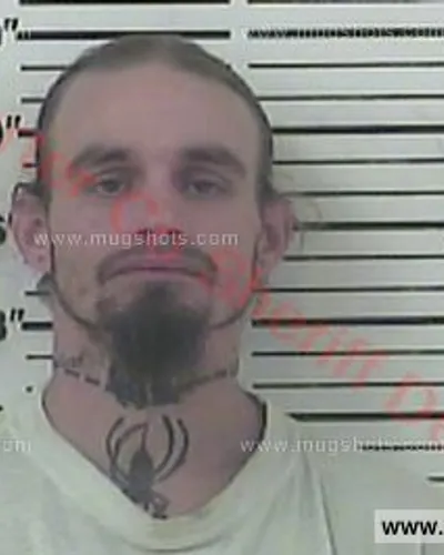 Booking photo of Calvin Darnell Honeycutt II, Carter County, Oct 31, 2017