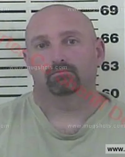 Booking photo of Tracy Barnett, Carter County, Nov 18, 2016