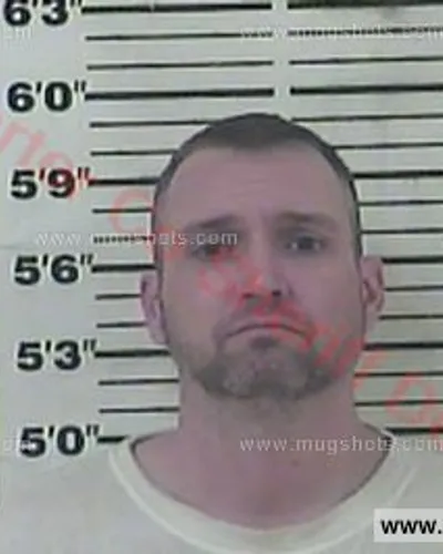 Booking photo of BENJAMIN Danny JONES, Carter County, Mar 27, 2016