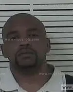 Booking photo of Korane Quatez Moore, Carter County, Nov 20, 2013