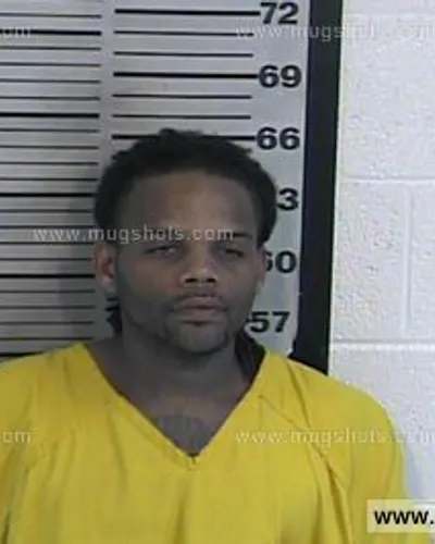 Booking photo of Antonio Higgins, Dyer County, Jul 23, 2016