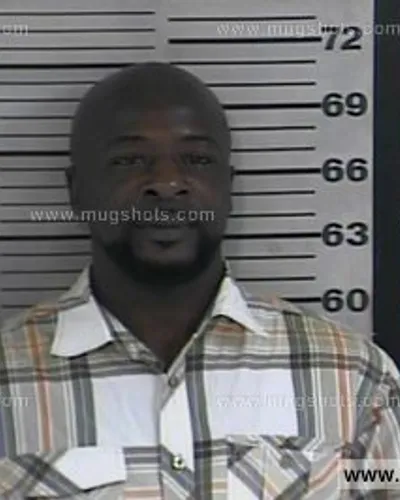 Booking photo of Andrew Dixon, Dyer County, Sep 29, 2016