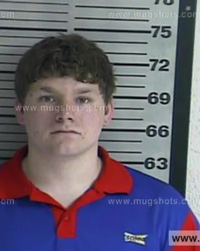 Booking photo of Austin Mendoza, Dyer County, Apr 20, 2016