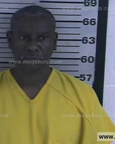 Booking photo of Bobby Mcelrath, Dyer County, Nov 12, 2016