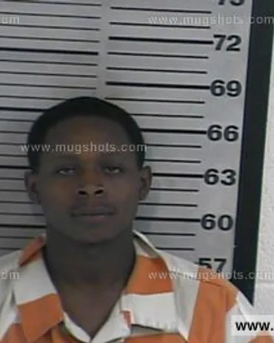 Booking photo of Deangelo Liggons, Dyer County, Nov 12, 2016