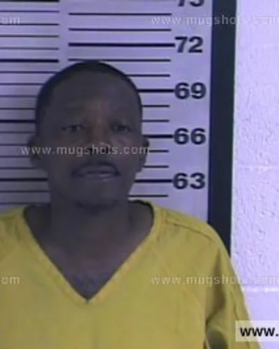 Most recent booking photo for Robert Anthony Hickman(mclin)