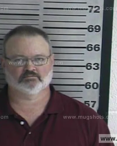 Booking photo of Bobby CARVELL Lee, Dyer County, Sep 13, 2016