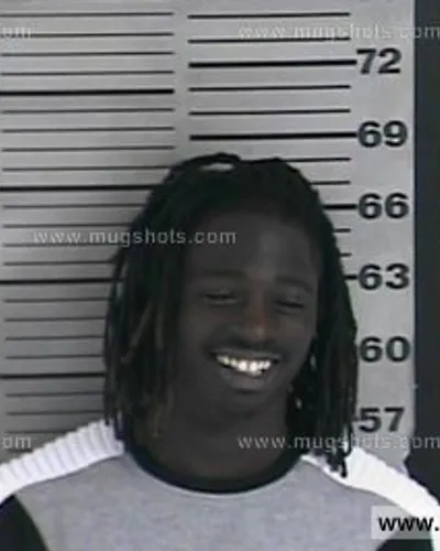 Booking photo of Demarcus Orlando Davis, Dyer County, Nov 13, 2016