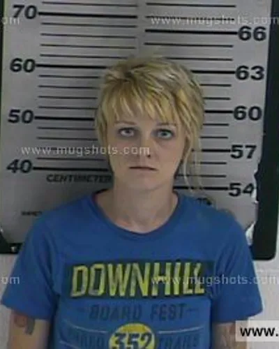 Booking photo of Ariel Cruz, Dyer County, Jun 18, 2016