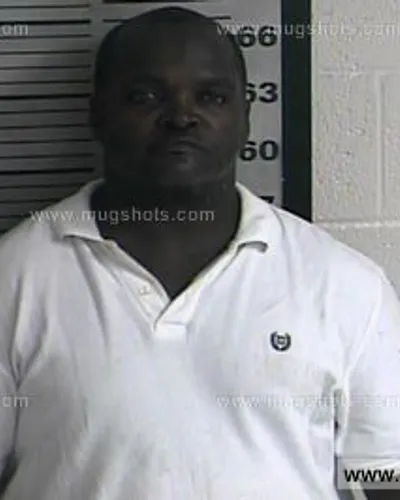 Booking photo of Anthony Lee Moore, Dyer County, Jun 25, 2016