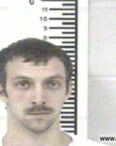 Booking photo of CODY WARREN CLINARD, Franklin County, Dec 4, 2013