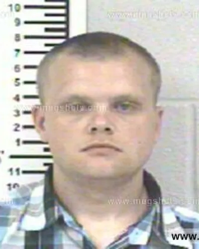 Booking photo of CROCKETT BURGESS, Franklin County, May 30, 2014