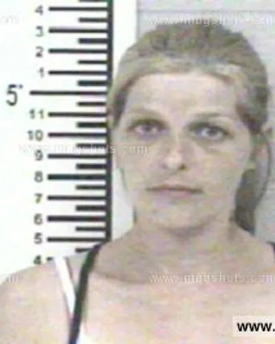 Booking photo of PAULA MECHELLE RUSSELL, Franklin County, Jun 16, 2013