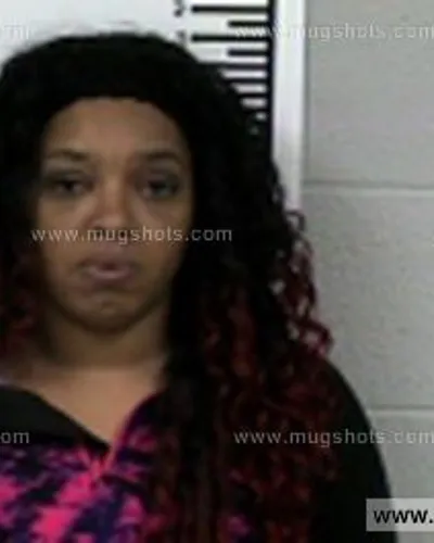 Booking photo of Reedus Loquenta Janna, Franklin County, Dec 14, 2016