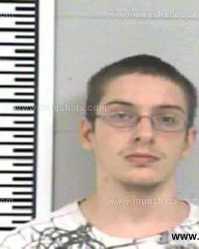 Booking photo of NICK TYLER ROBINSON, Franklin County, Jun 25, 2013