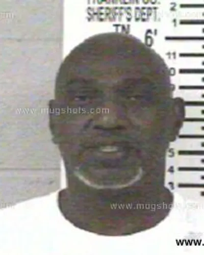 Booking photo of RONNIE SIMMONS, Franklin County, May 25, 2013