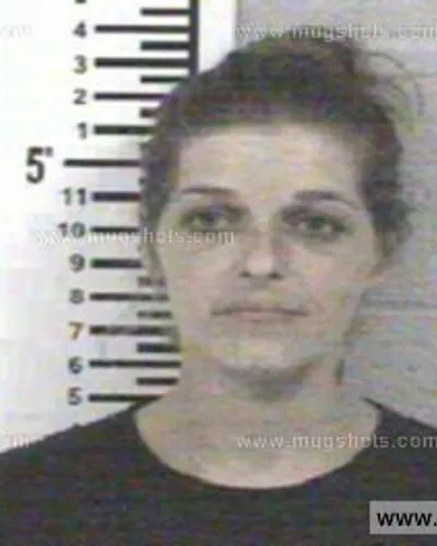 Booking photo of PAULA MECHELLE RUSSELL, Franklin County, May 18, 2013