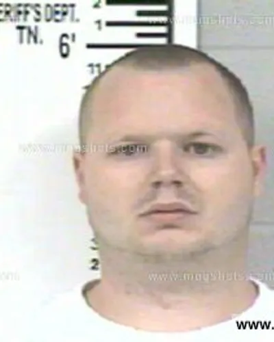 Booking photo of ADAM GIFFORD, Franklin County, Dec 17, 2013