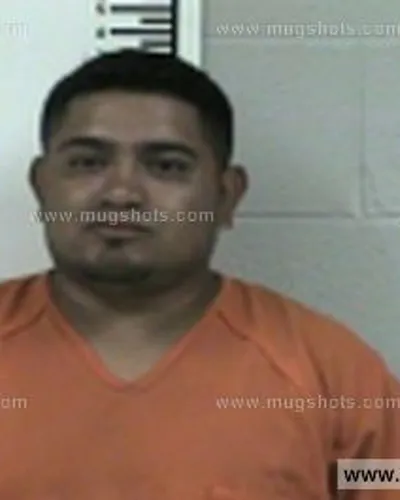 Booking photo of Erazo Roberto, Franklin County, Oct 5, 2016