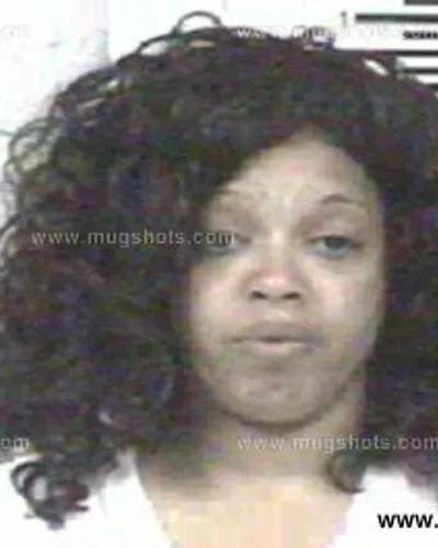 Booking photo of LOQUENTA REEDUS, Franklin County, Jun 19, 2013