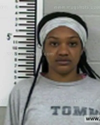 Booking photo of Lawrence Nicole, Franklin County, Apr 29, 2017