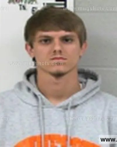 Booking photo of Hunt Dakota James, Franklin County, May 9, 2017