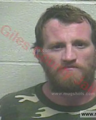 Booking photo of Larry Christopher Cox, Giles County, Dec 6, 2015