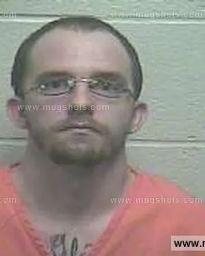 Booking photo of TERRY LEE MCGLOCKLIN Jr., Giles County, Jan 22, 2015