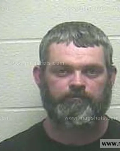 Booking photo of STEPHEN HUTTON, Giles County, Apr 12, 2015